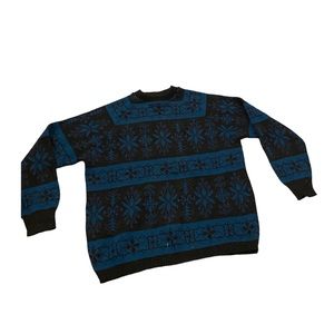 adorable vintage blue and black sweater